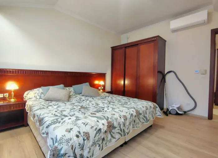 Двухкомнатная квартира 78 м² в 5 минутах от гондолы, комплекс Downtown, Банско