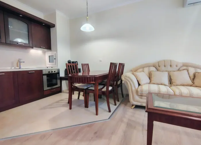 Двухкомнатная квартира 78 м² в 5 минутах от гондолы, комплекс Downtown, Банско