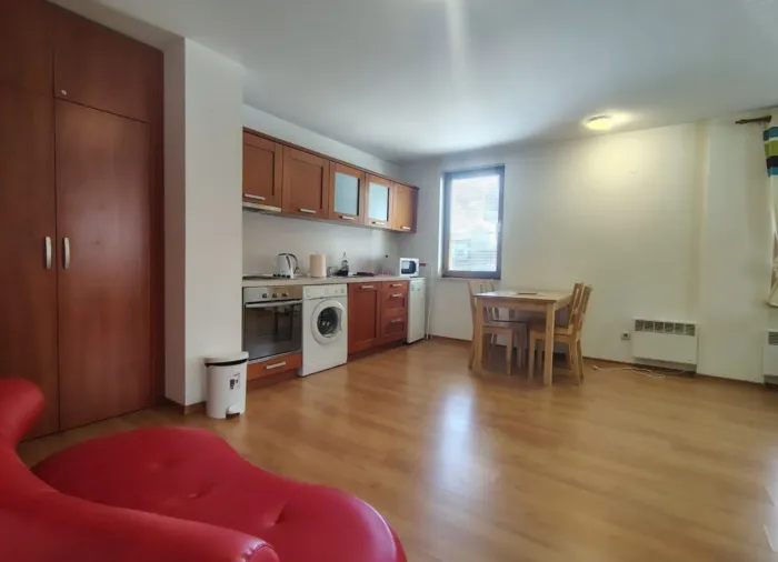 Двухкомнатная квартира 60 м² в жилом доме у гондолы, Банско