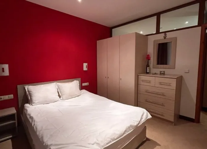 Трехкомнатная квартира 105 м² с двором и низкой таксой, комплекс Манастира, Банско