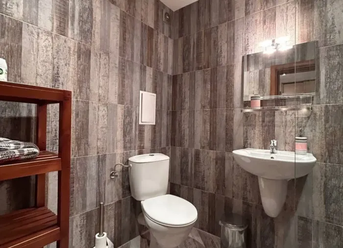 Трехкомнатная квартира 105 м² с двором и низкой таксой, комплекс Манастира, Банско