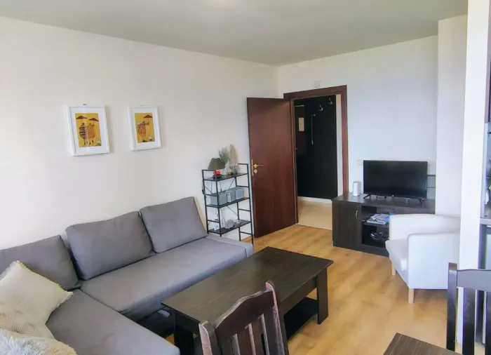 Трехкомнатная квартира 76 м² с видом на горы в комплексе Панорама, Банско